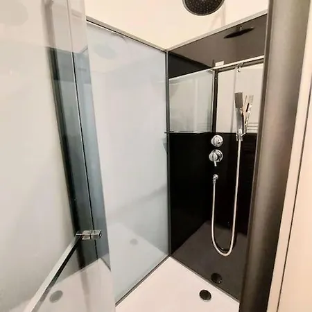 Confort #3, Proche Gare Et Commodites *